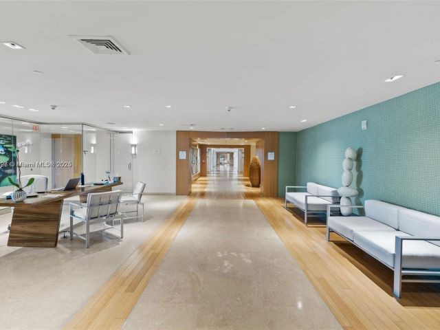 Apartment for sale  Unit #2410 - photo 5920096