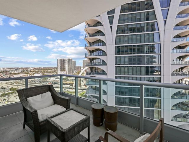 Apartment for sale  Unit #2410 - photo 5920106