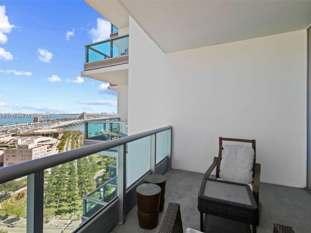 Apartment for sale  Unit #2410 - photo 5920107