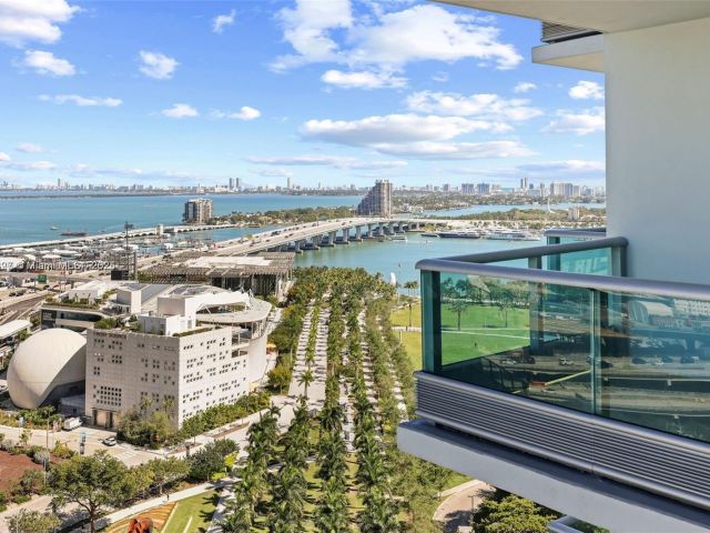 Apartment for sale  Unit #2410 - photo 5920115