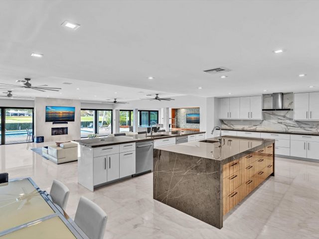 Home for sale at 4621 NE 25th Ave - photo 5934843