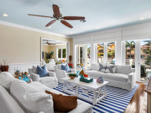 Home for sale at 960 Dogwood Drive - photo 5950583