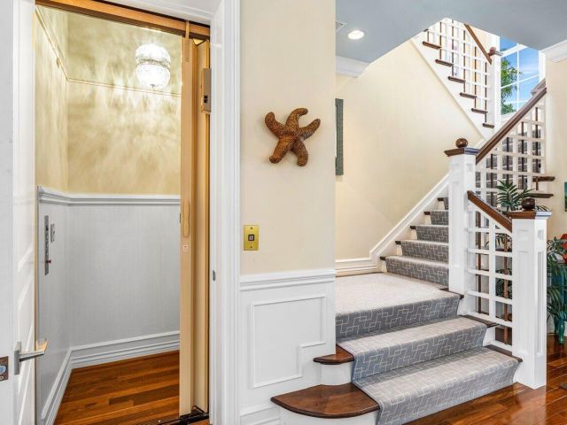 Home for sale at 960 Dogwood Drive - photo 5950584