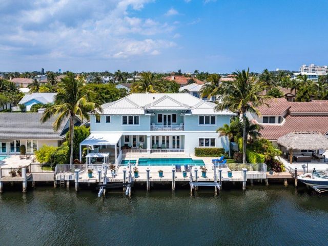 Home for sale at 960 Dogwood Drive - photo 5950591