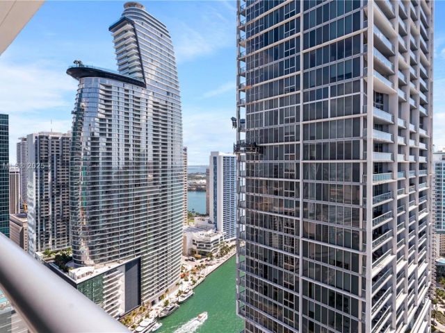 Apartment for rent  Unit #3911 - photo 5961928