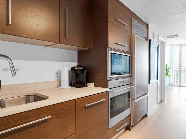 Apartment for rent  Unit #3911 - photo 5961944