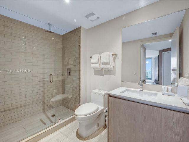 Apartment for sale  Unit #R2501 - photo 5919140