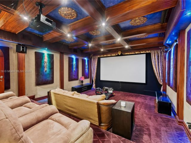 Home for sale at 609 2nd Key Dr - photo 6108395