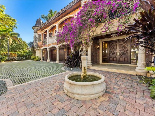 Home for sale at 609 2nd Key Dr - photo 6108403