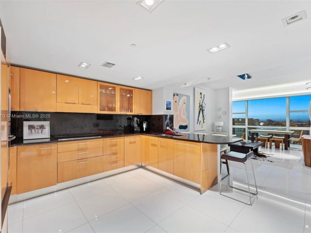 Apartment for rent  Unit #PH01-PH02 - photo 5933337