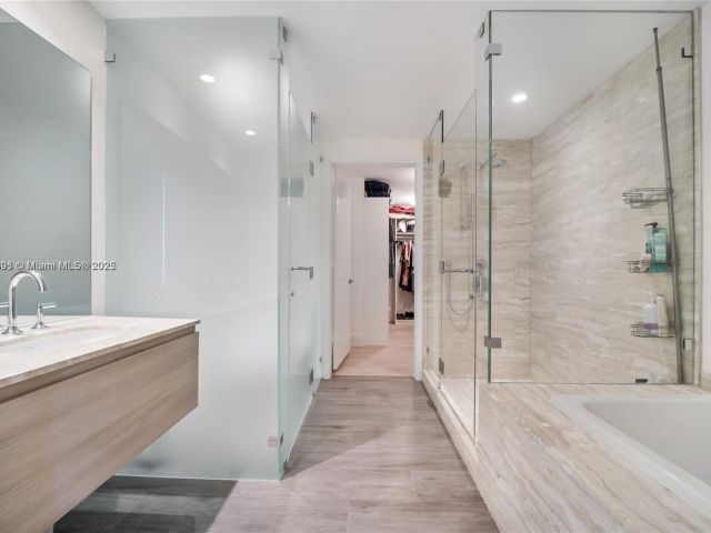 Apartment for rent  Unit #2505 - photo 5925607