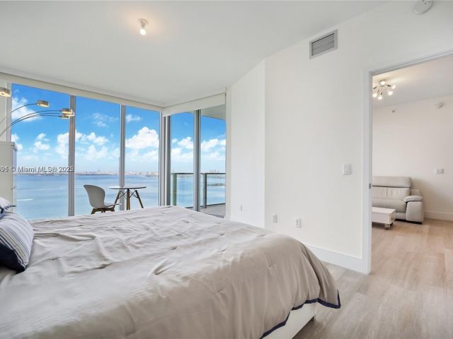 Apartment for rent  Unit #2505 - photo 5925608