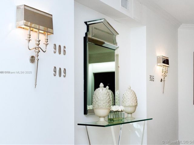 Apartment for sale  Unit #909 - photo 5913851