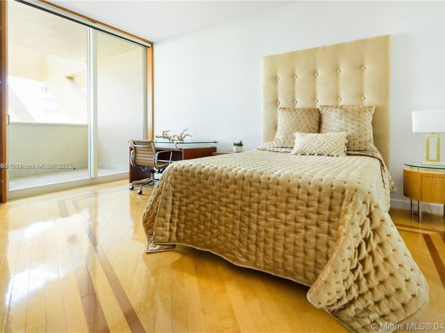 Apartment for sale  Unit #909 - photo 5913853