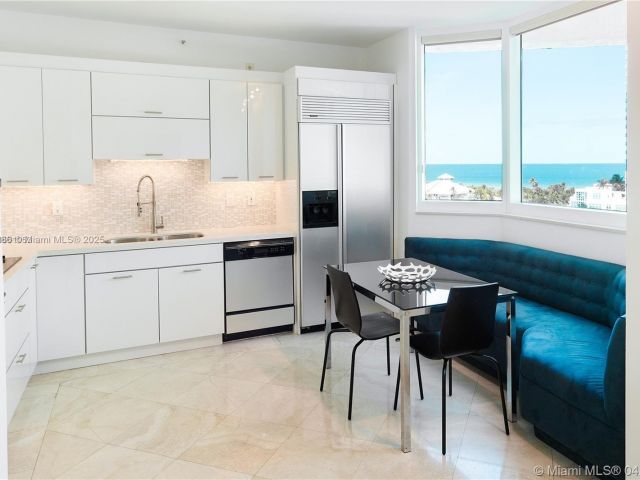 Apartment for sale  Unit #909 - photo 5913854