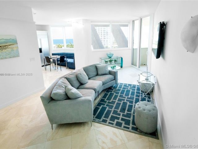 Apartment for sale  Unit #909 - photo 5913856