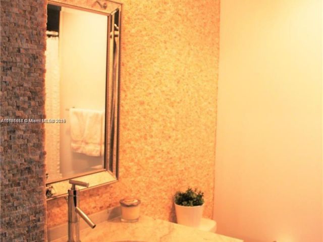 Apartment for sale  Unit #3803 - photo 5962975