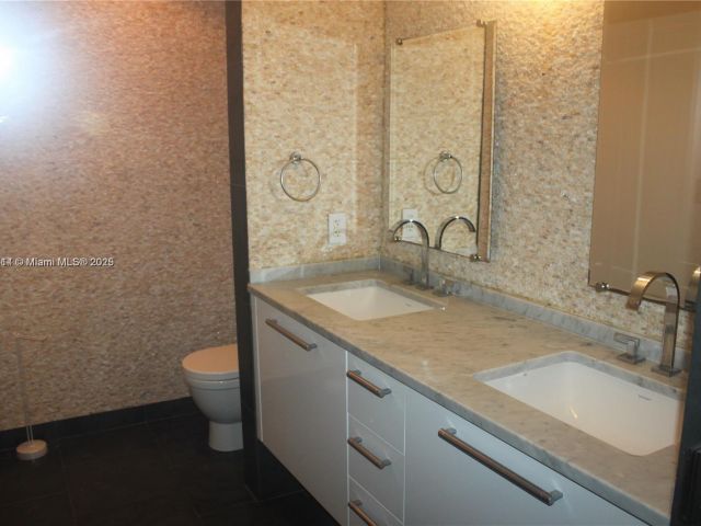 Apartment for sale  Unit #3803 - photo 5962979