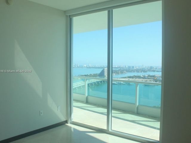 Apartment for sale  Unit #3803 - photo 5962980