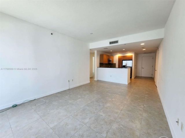 Apartment for sale  Unit #2007 - photo 5912743