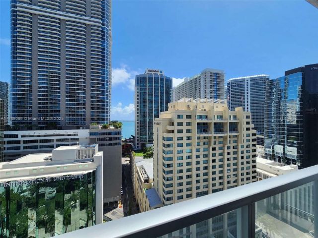 Apartment for sale  Unit #2007 - photo 5912745