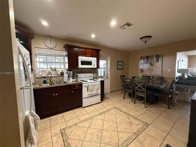 Home for sale at 3434 NW 101st St - photo 5886447