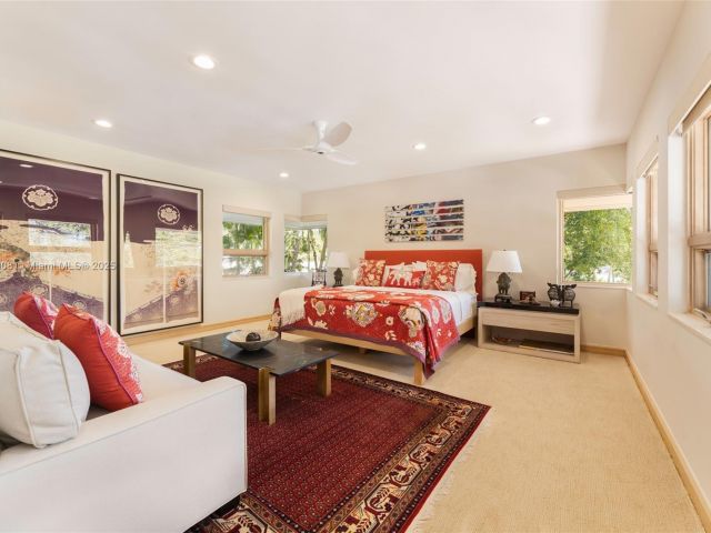 Home for sale at 700 Arvida Pkwy - photo 5974916