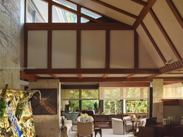 Home for sale at 700 Arvida Pkwy - photo 5974927