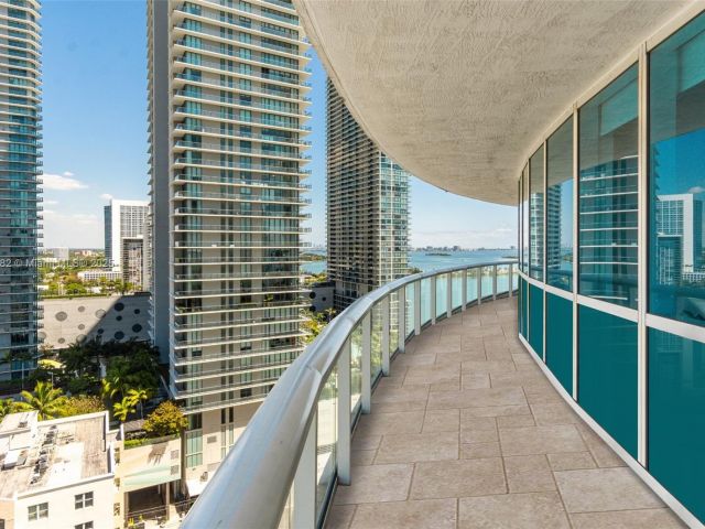 Apartment for sale  Unit #1807 - photo 5954426