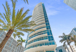 Apartment #1807 at Platinum