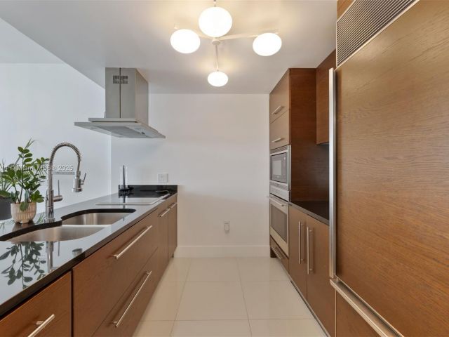 Apartment for sale  Unit #3509 - photo 5914871