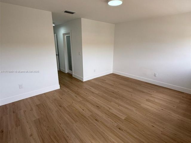 Home for sale at 13911 SW 100th Ln - photo 5959783