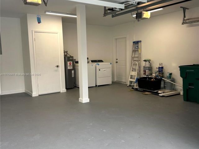 Home for sale at 13911 SW 100th Ln - photo 5959786