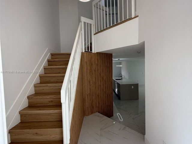 Home for sale at 13911 SW 100th Ln - photo 5959795