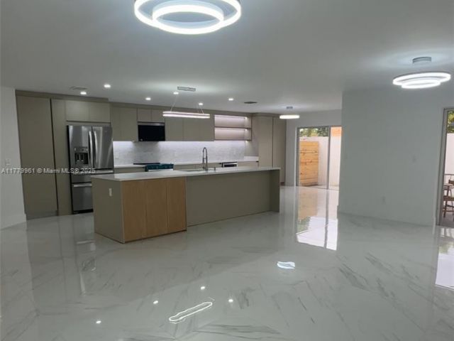 Home for sale at 13911 SW 100th Ln - photo 5959797