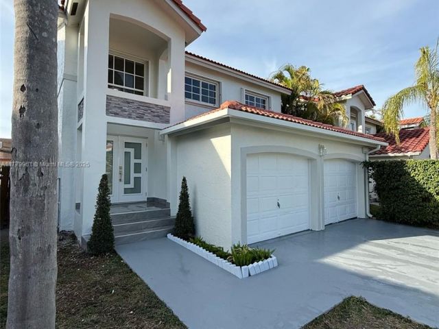 Home for sale at 13911 SW 100th Ln - photo 5959801