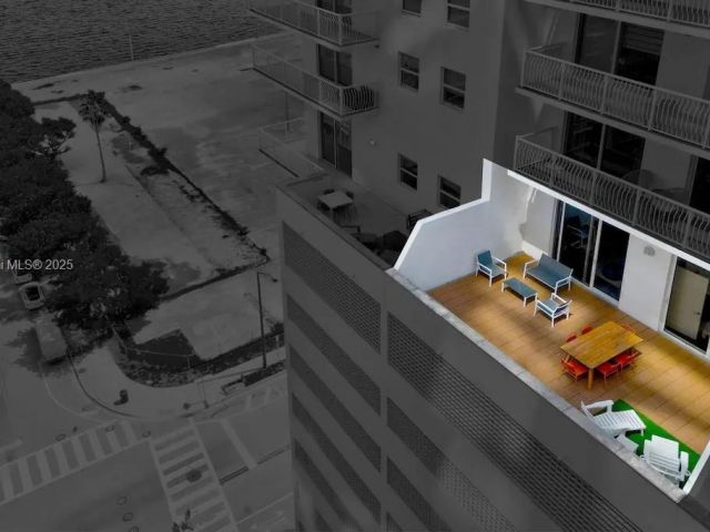 Apartment for sale  Unit #1404 - photo 5913939