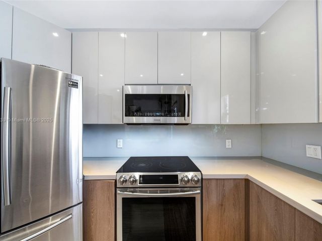 Home for sale at 381 Franklin St - photo 5875127