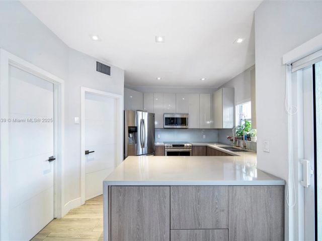 Home for sale at 381 Franklin St - photo 5875128