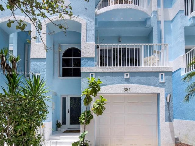 Home for sale at 381 Franklin St - photo 5875131