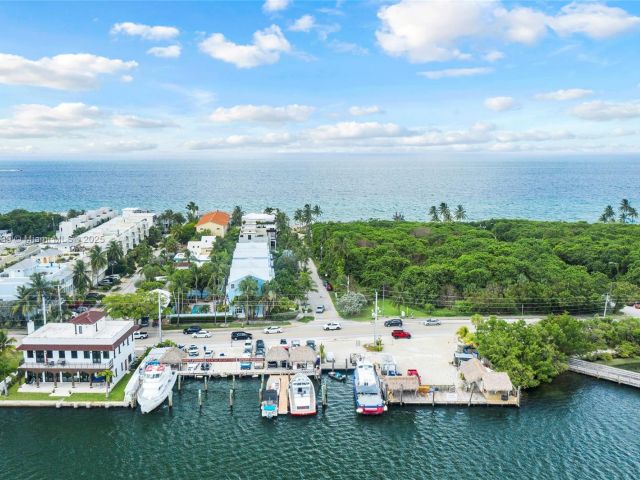 Home for sale at 381 Franklin St - photo 5875133