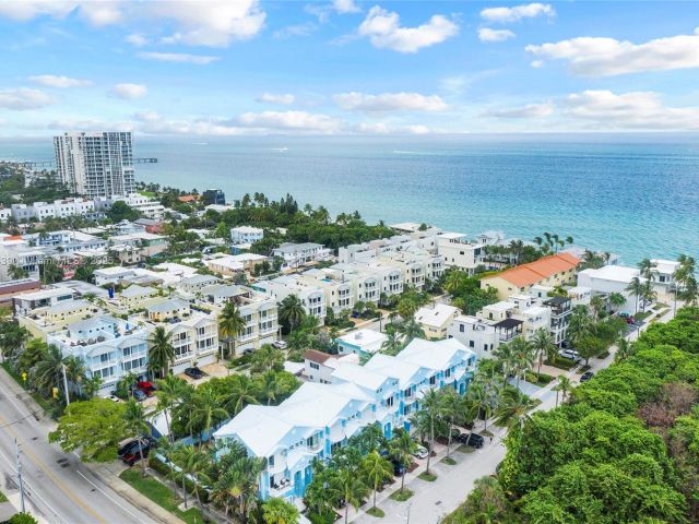 Home for sale at 381 Franklin St - photo 5875134