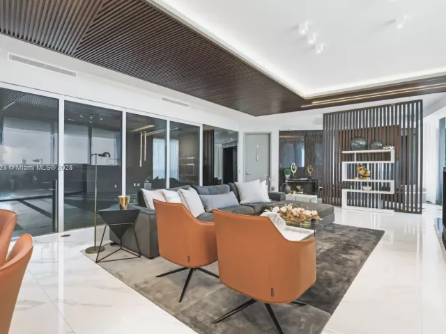 Apartment for sale  Unit #701 - photo 5957258