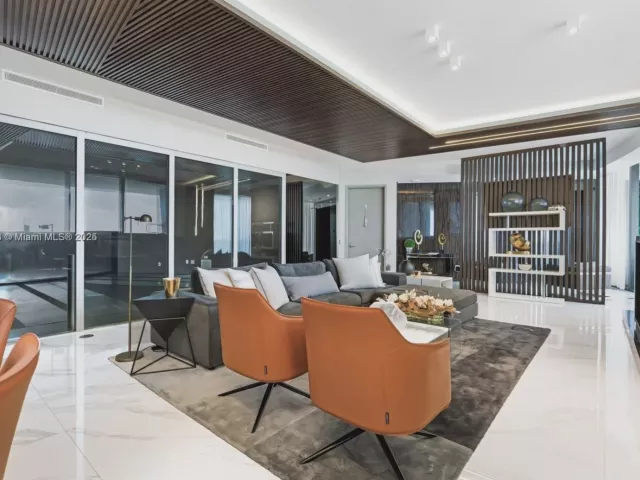 Apartment for sale  Unit #701 - photo 5957267