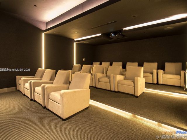 Apartment for sale  Unit #701 - photo 5957252