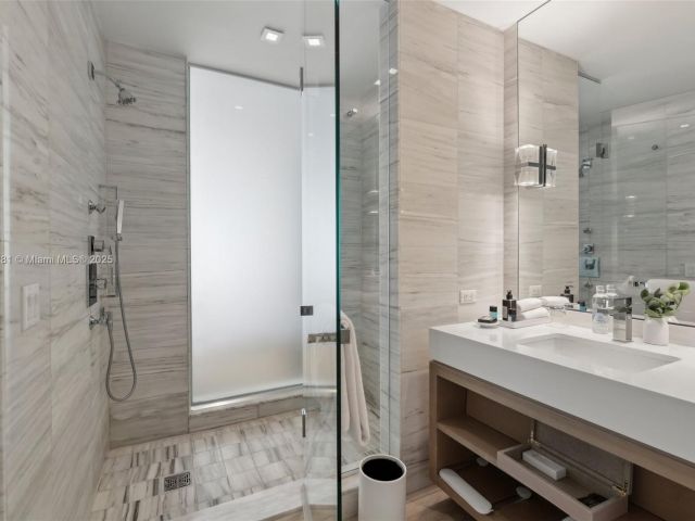 Apartment for sale  Unit #336 - photo 5914979