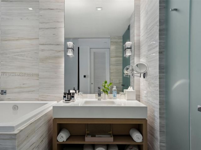 Apartment for sale  Unit #336 - photo 5914983