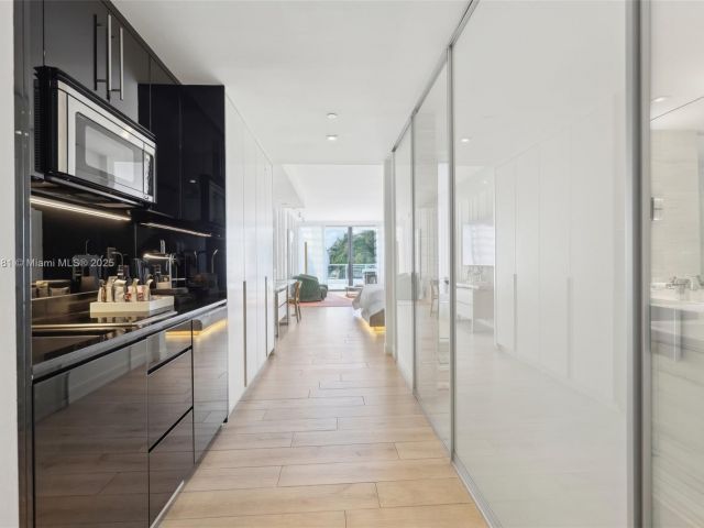 Apartment for sale  Unit #336 - photo 5914986