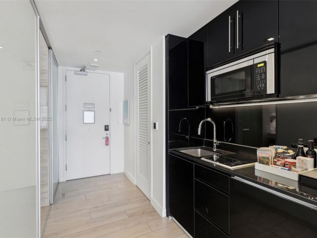 Apartment for sale  Unit #336 - photo 5914987