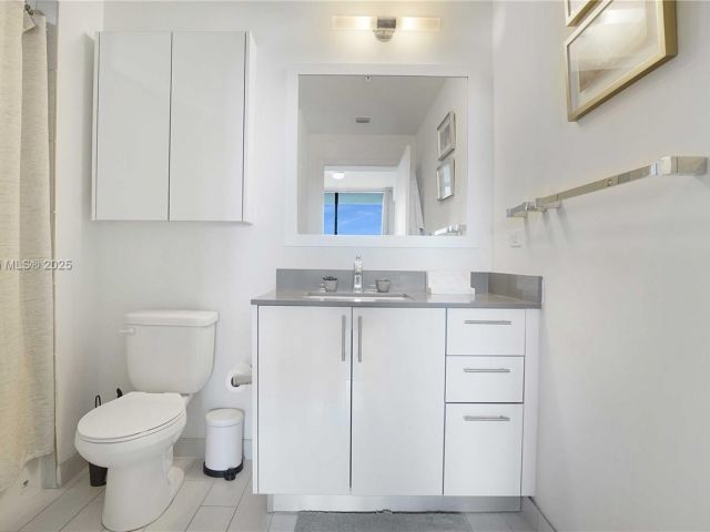 Apartment for sale  Unit #2313 - photo 5974457